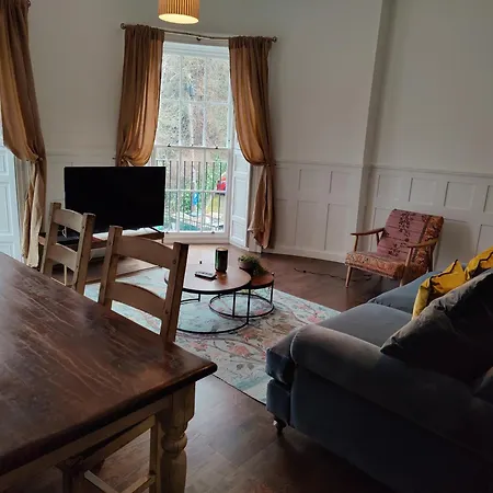 Апарт-отель Slateford House 1770 Luxury By The House Of Danu