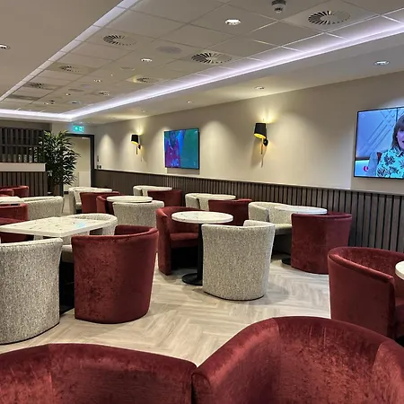 Tynecastle Park Hotell 4*