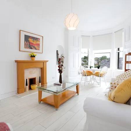 Flat 6 Edinburgh