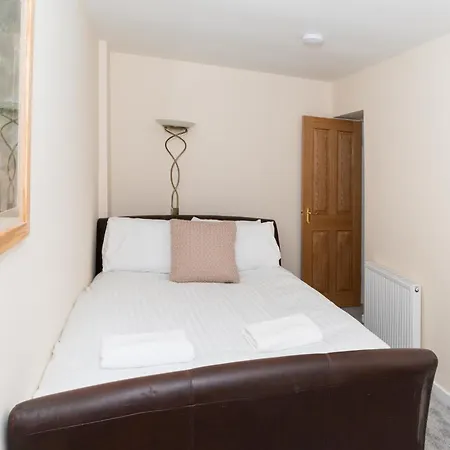 Apartment Brilliantly Located 2bd Flat Heart Of Edinburgh! Edinburgh