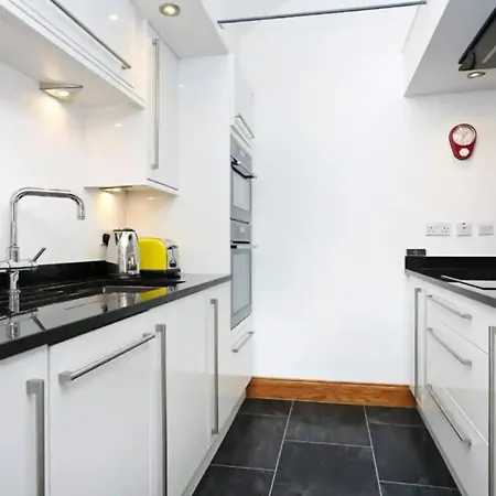 Apartment Cozy Mezzanine In Edinburgh's Old Town Edinburgh