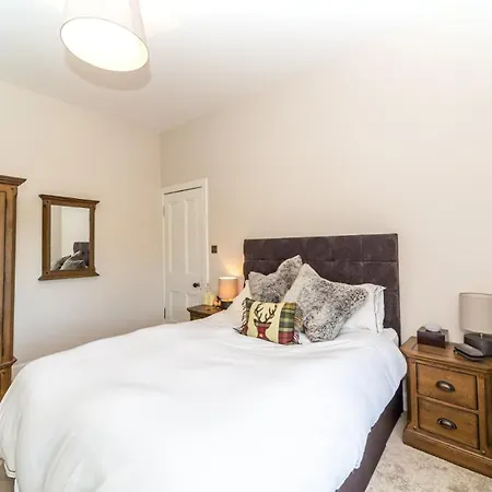 Montgomery Large 2 Bedroom Flat - 5 Mins Walk To Centre Lägenhet Edinburg