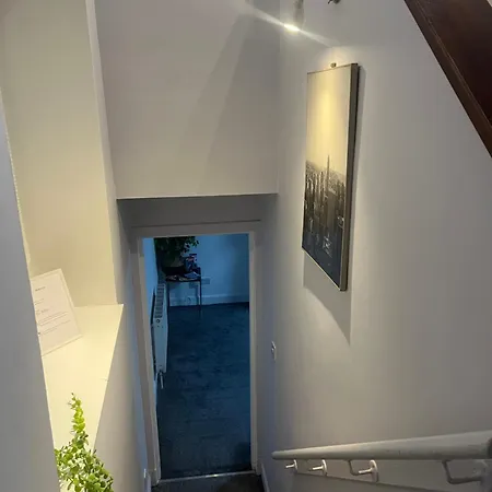 Boyds Entry Flat Old Town Edinburgh