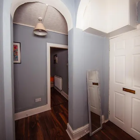 Super Central 4bedroom At The Meadows Daire Edinburgh