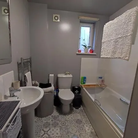 Flat With Balcony. Parking Included.