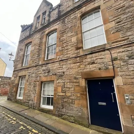 Boyds Entry Flat Old Town *