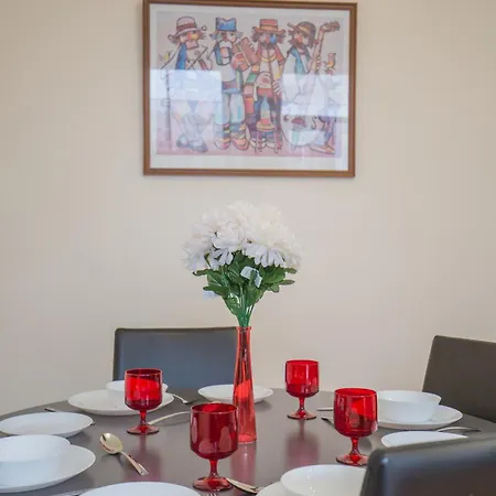 Stylish Modern Apartment Διαμέρισμα