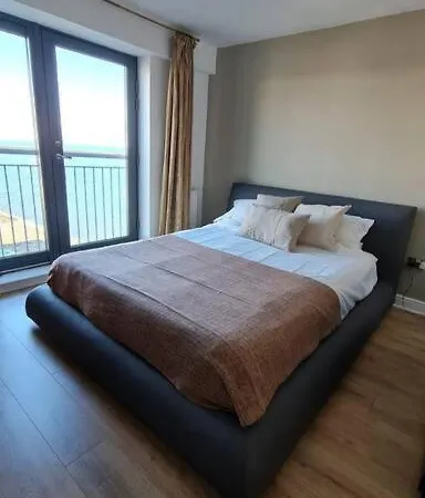 Calming Sea View * Edinburgh