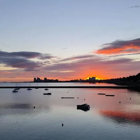 Calming Sea View Appartamento