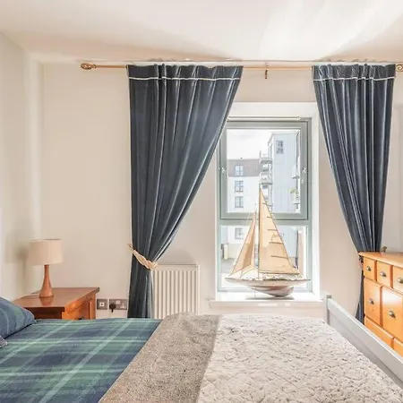 Calming Sea View Apartment *