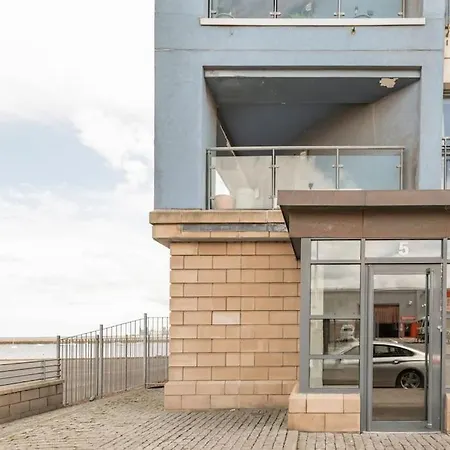 Apartment Calming Sea View Edinburgh