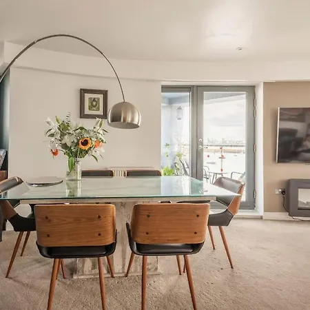 Apartment Calming Sea View Edinburgh