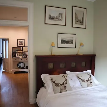 Stylish Victorian For Two In