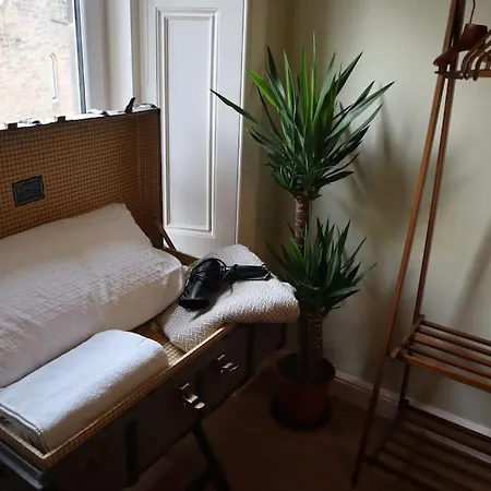 Apartment Stylish Victorian For Two In *