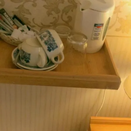 Bed & Breakfast Almond House Edimburgo