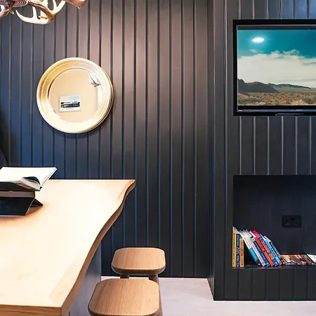 Joivy At Iona Street - Adults Only *