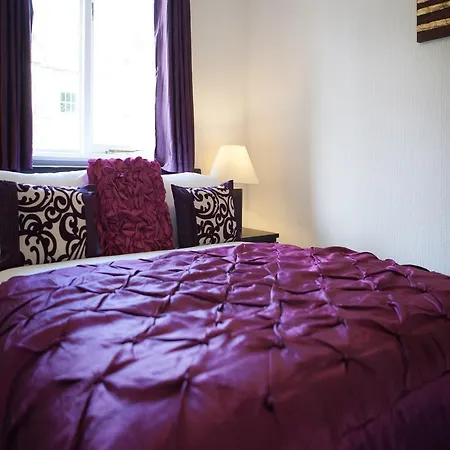 Leith Apartment