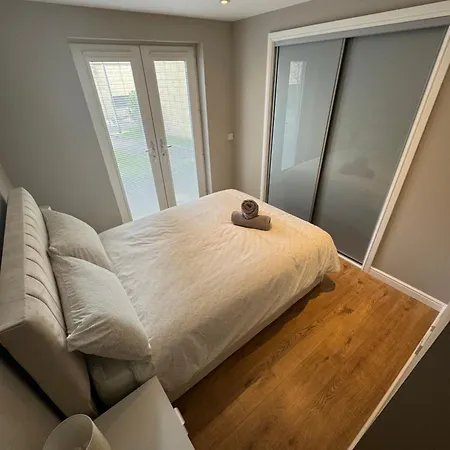 Ivi Granton Harbour *