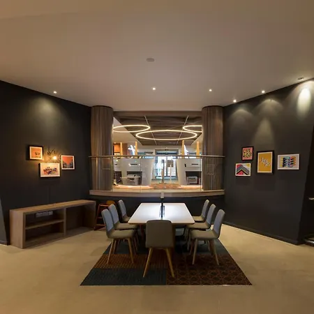 Hotel Zoo By Ihg 4*