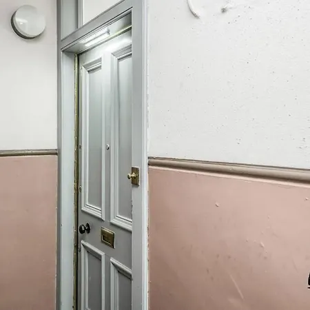 Lilas Abbeyhill - 1br-1ba 5 Mins To Meadowbank Shopping By Bonjour Residences Apartment