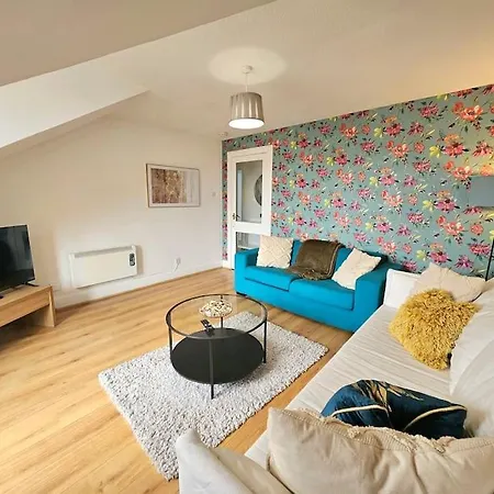 Apartment Sensational At South Bridge