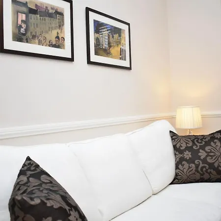 West Port - 2br In The Heart Of The Old Town Just Off The Grassmarket Apartment Edinburgh