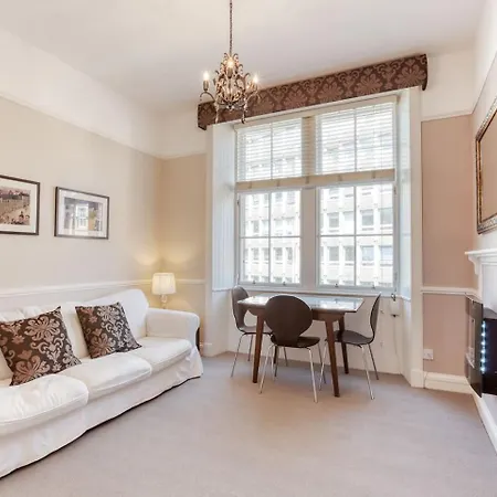 West Port - 2br In The Heart Of The Old Town Just Off The Grassmarket * Edinburgh