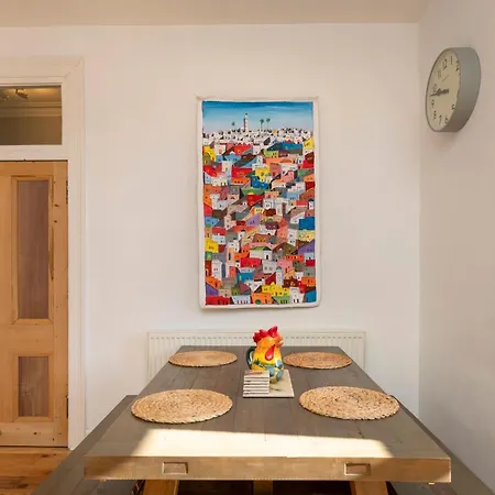 Joivy Superb 2-bed Flat Near The Royal Botanic Garden * Edinburg