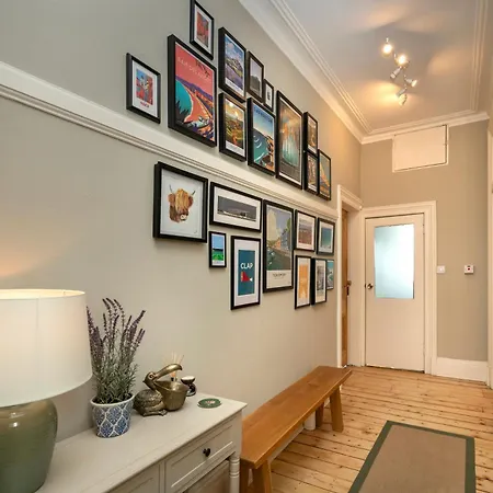Joivy Superb 2-bed Flat Near The Royal Botanic Garden * Edinburg