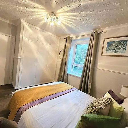 Craigietinny Road Apartment- 3 Beds Apartmán Edinburgh