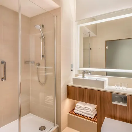 Courtyard By Marriott Отель Эдинбург