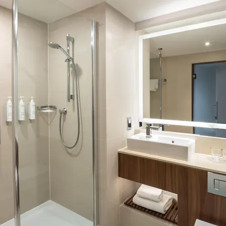 Courtyard By Marriott Hotel 4*