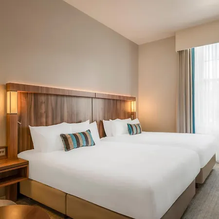 Courtyard By Marriott 4* Edynburg