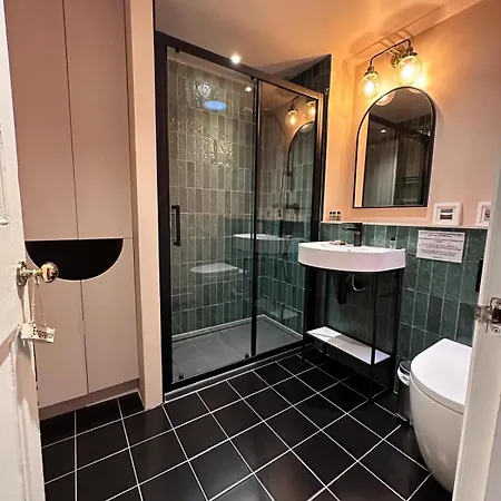 شقة Open Plan 2 Bed Apt, Near Castle *