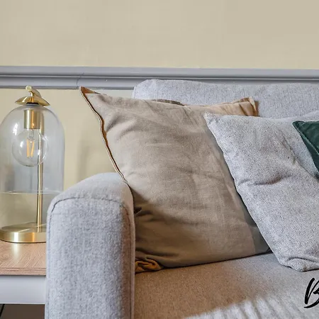 Central, Cozy 2br-1ba In Haymarket By Bonjour Residences Apartment