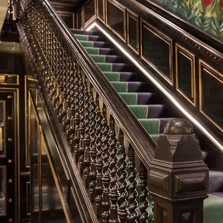 100 Princes Street Отель Эдинбург