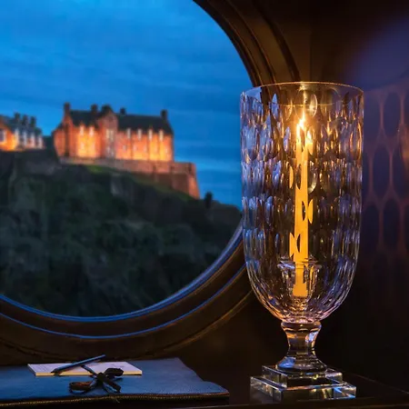 100 Princes Street 5*