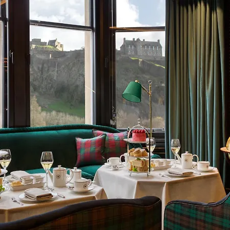 Отель 100 Princes Street