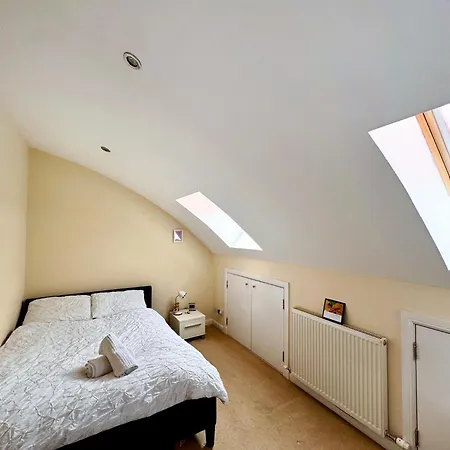 شقة Arthurs Penthouse - Leith Walk 2-storey - Free Parking & Fast Wifi *