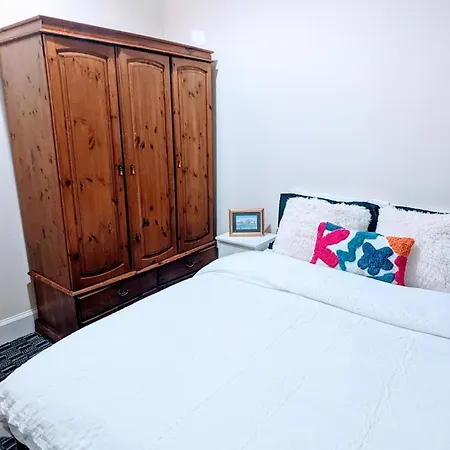Homestay Center Haymarket Double *