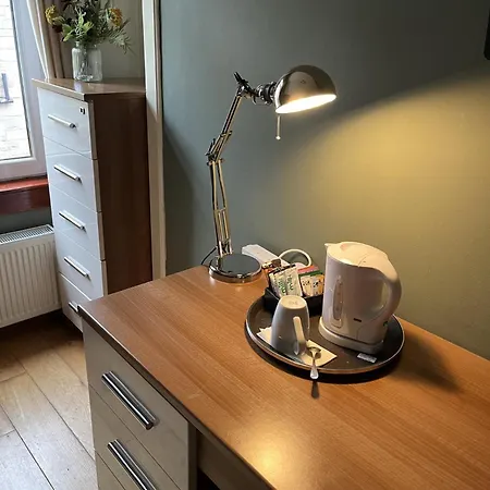 Hillhouse Blackhall * אדינבורו