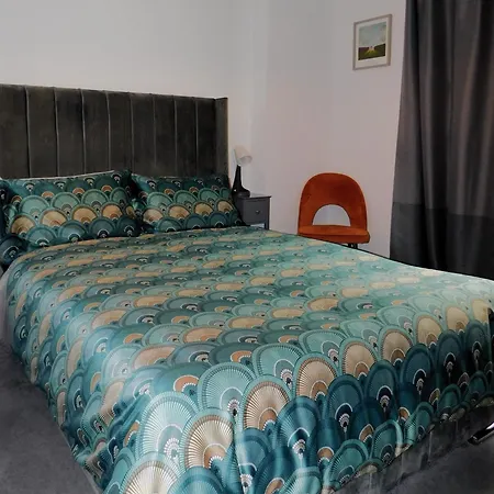 Apartment Beautiful Meadowbank With On-street Parking Edinburgh