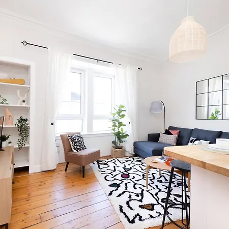 Joivy Charming In Dalry Apartment