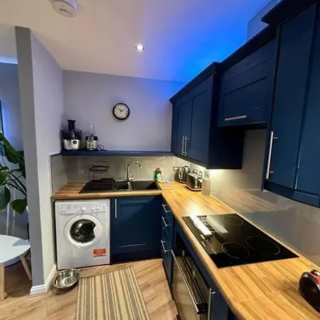 Sunshine On Leith. The River View Apartment! Edinburgh