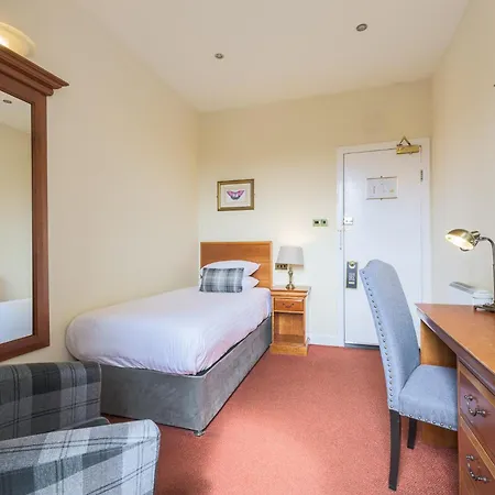 Old Waverley 3* Edinburgh