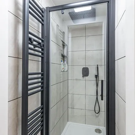 - Close To Everything! Apartment *