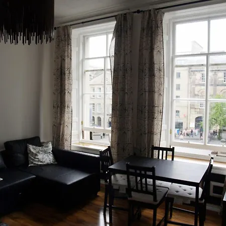 Niddry Street Apartmán *