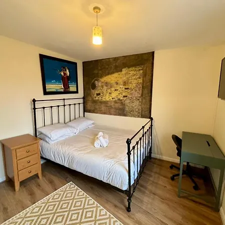 Sunshine On Leith. The River View Apartment! Edimburgo