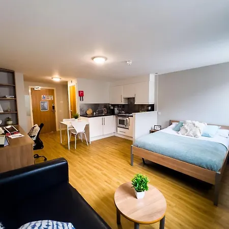 Apartment Modern At Panmure Court In For Students Only
