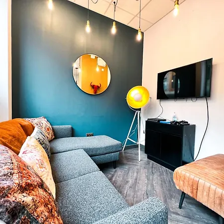 Apartment Modern At Panmure Court In For Students Only *